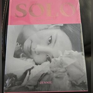 KPOP BLACKPINK Jennie Solo Special Edition Photobook Sealed USA Seller Fast Ship
